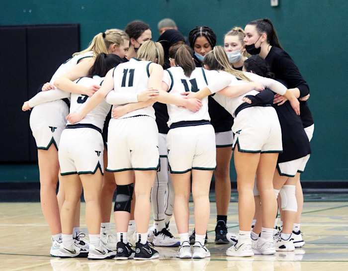 Tualatin.Tigard.girls-basketball.Dan-Brood.6